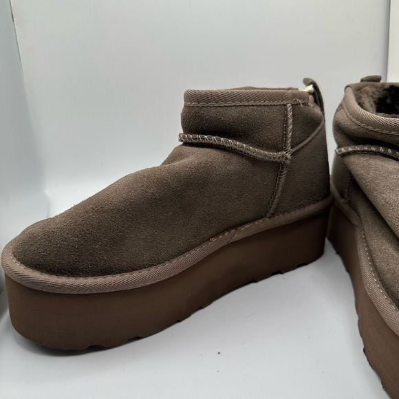 CUSHIONAIRE Women's Genuine Suede pull on platform boot +Memory Foam 6 TAUPE - Picture 7 of 7